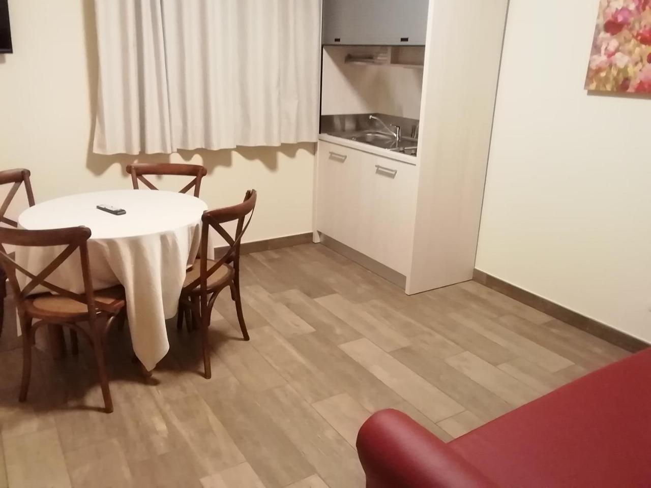 Ferienwohnung Il Roccolo Di Valcerasa Treia Exterior foto